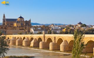 tours por la catedral de cordoba FREE TOURS CORDOBA - Córdoba Tips Tours